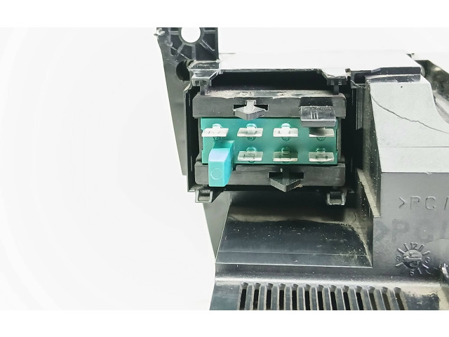 Блок управления климат-контролем    Audi A6 S6 C5 4B