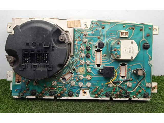 Панель приборов 015010731-19598101   Nissan Laurel       