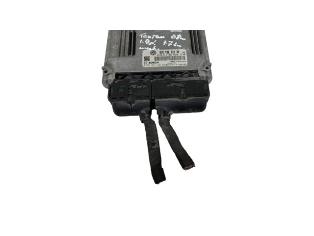 Блок управления двигателя 03G906021RN, 03G906021AB   Volkswagen Cross Touran I