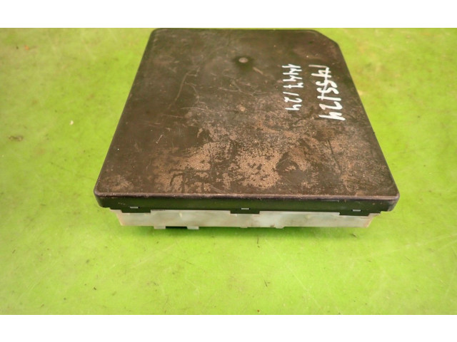 Блок предохранителей     Nissan X-Trail T31    