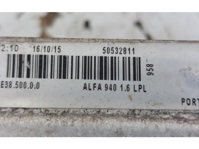 Интеркулер 50532811 Alfa Romeo Giulietta