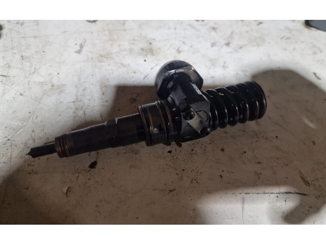 Vstřikovač 038130073BP Volkswagen Polo IV 9N3