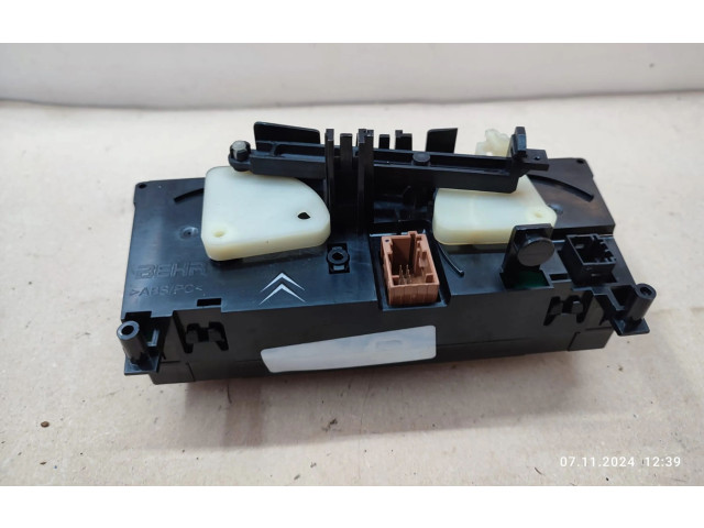 Блок управления климат-контролем    Peugeot 5008