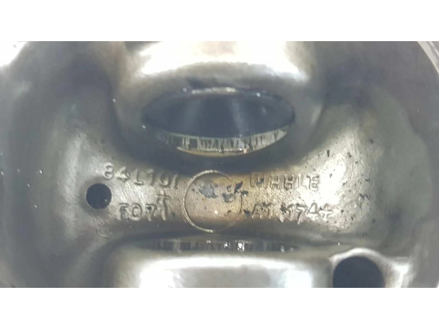 Píst 11257792745   BMW X6 E71  pro naftový motor 3.0  