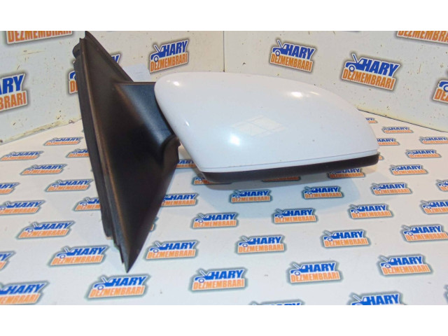 Зеркало электрическое Skoda Fabia Mk3 (NJ) 2015 - 2021 года