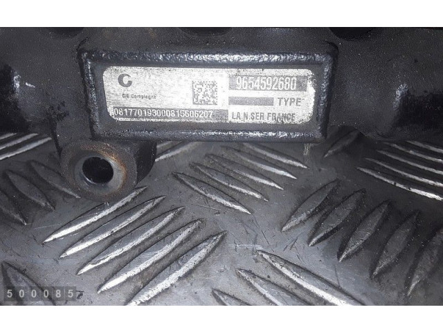 Топливная рампа 9654592680   Citroen C2  