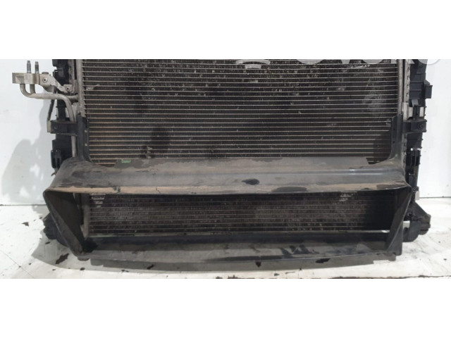 Комплект радиатора    Volvo  C30  2007 - 2010 года