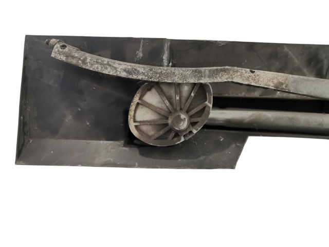 Моторчик дворников 403444, 3518120    Volvo 940