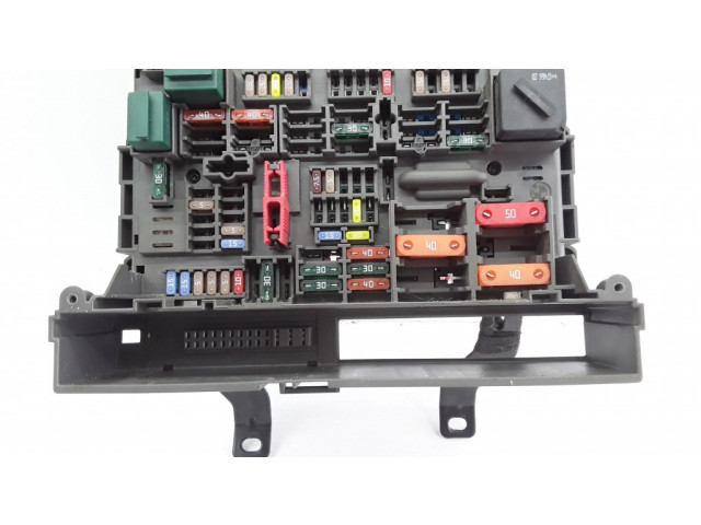 Блок предохранителей 9119446, 911944603 BMW 1 E81 E87