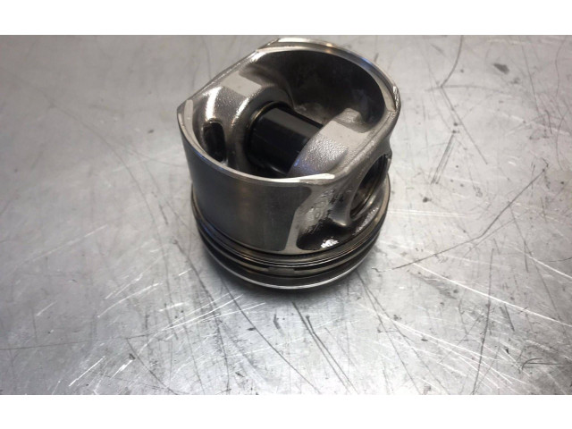 Píst 03L107065J001, CAY Volkswagen Caddy CAY