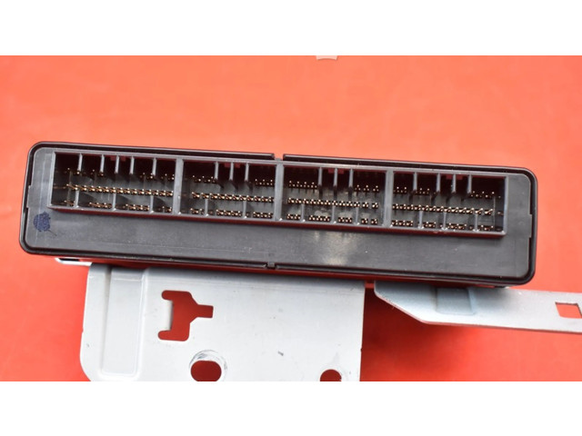 Блок управления двигателем Блок управления 88281SC251, 88281SC251   Subaru Forester SH