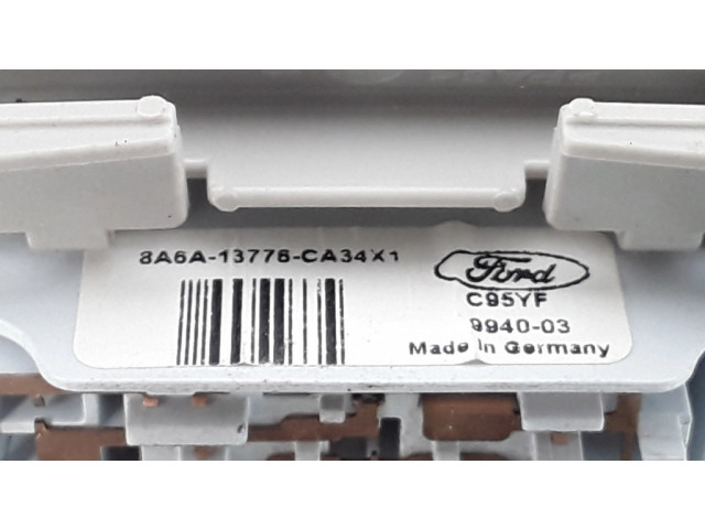 Фонарь освещения задних мест