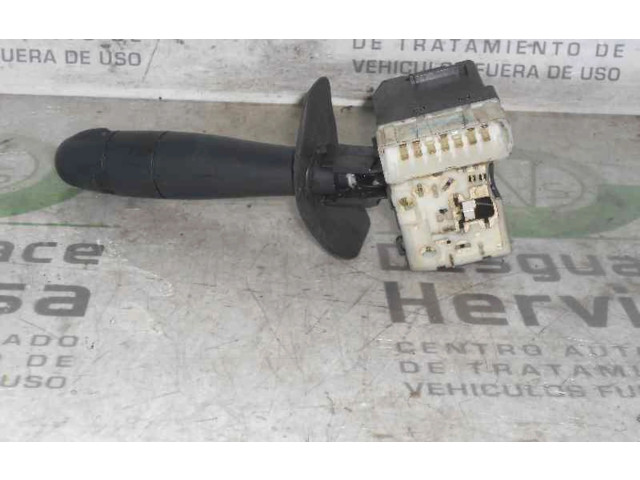 Переключатель дворников 0090086 Renault Clio II