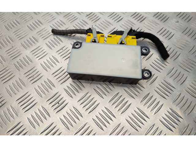 Блок подушек безопасности 13576859   Opel Meriva B