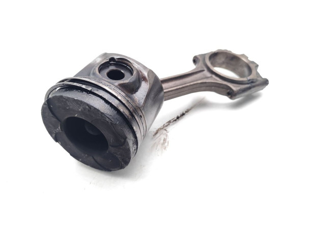  Поршень с шатуном D5244T4 D5244T4  Volvo XC90  