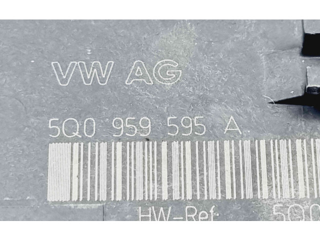 Блок комфорта 5Q0959595A   Audi A3 S3 8V   