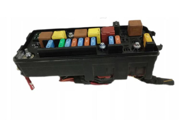 Блок предохранителей 12803534 Saab 9-3 Ver2