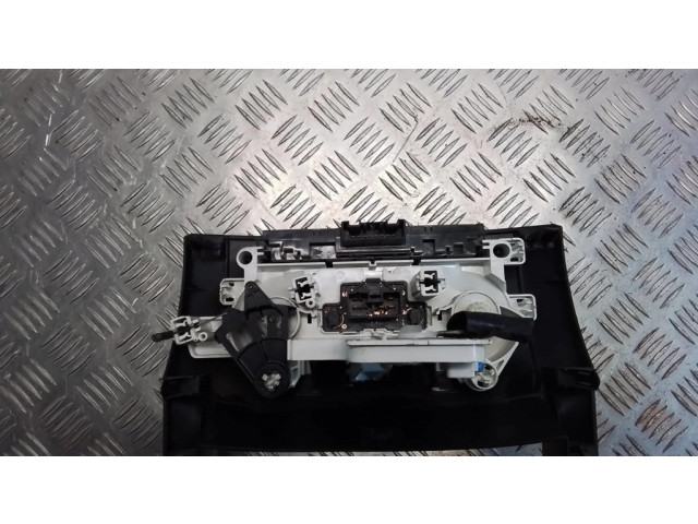 Блок управления климат-контролем Daihatsu Sirion