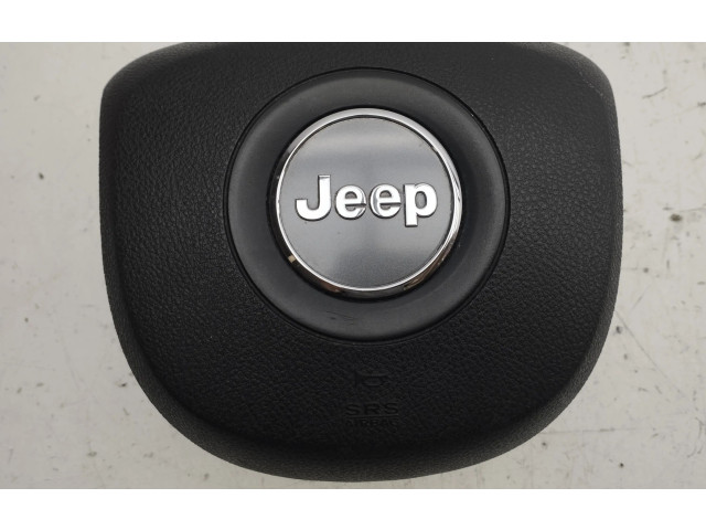 Подушка безопасности водителя 0589P1000410 Jeep Cherokee