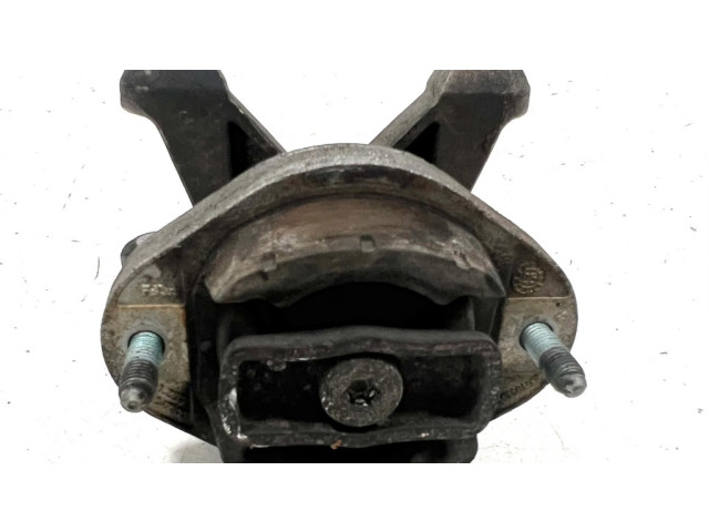 Подушка коробки передач