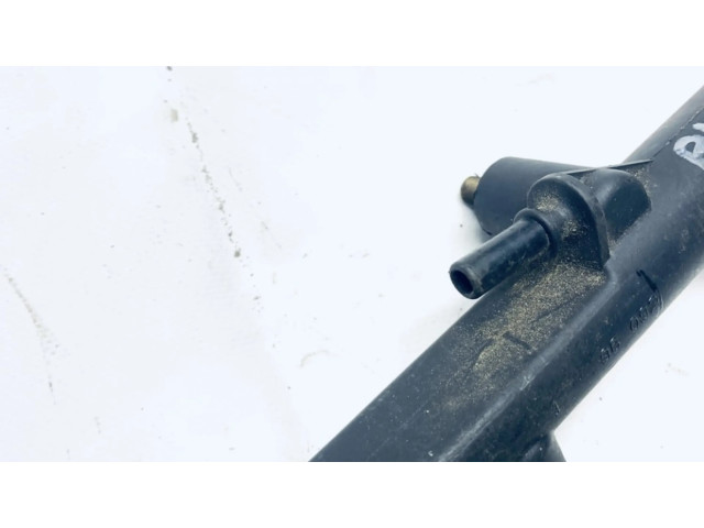 Топливная рампа 9628084680   Citroen Xsara Picasso 2.0 