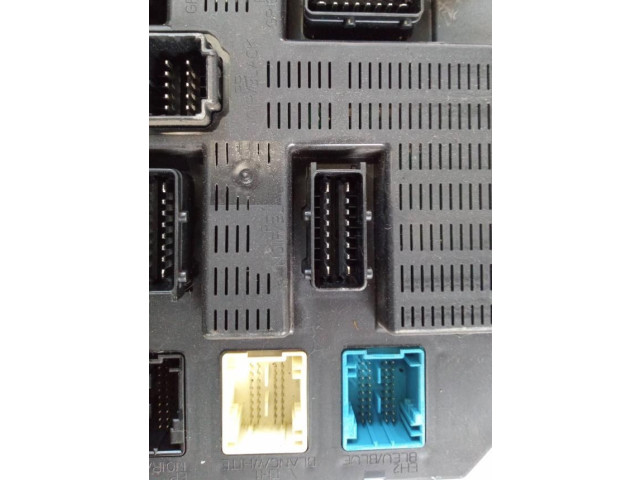 Блок предохранителей 9659285680 Citroen C4 I