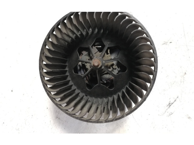 Вентилятор печки 1K1819015E Volkswagen Caddy