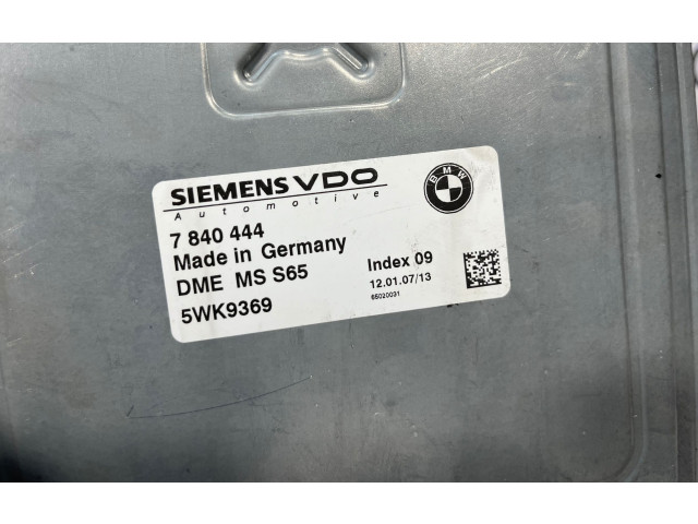 Řídící jednotka 7840444, 5WK9369   BMW M5 2007