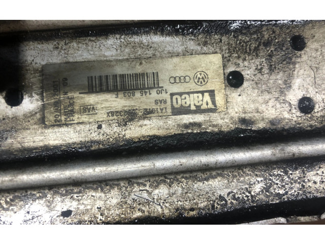 Интеркулер 1J0145803F Volkswagen Golf IV