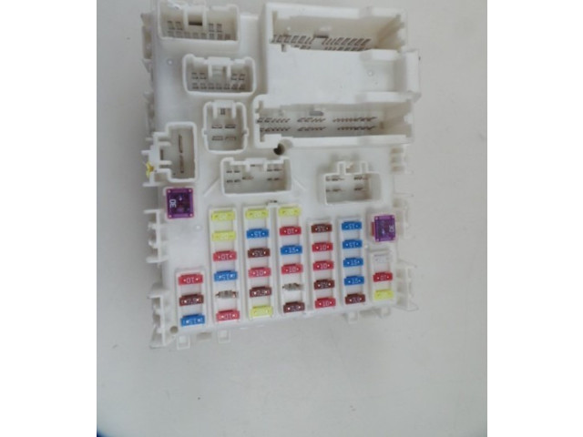 Pojistková skříňka P6033606, 130907 Suzuki Swift II 2015