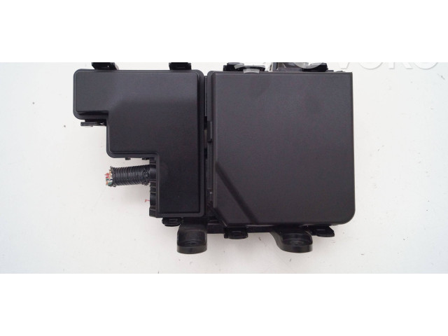 Pojistková skříňka 284B74BA0A Nissan X-Trail T32 2014