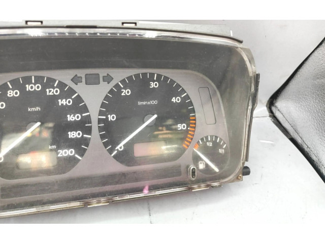 Панель приборов 1H0919860F Volkswagen Golf III