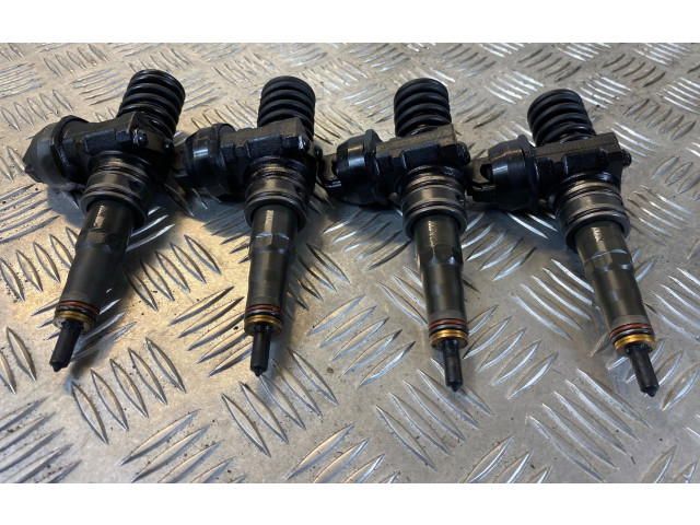 Vstřikovač 038130073BN   Volkswagen Caddy    BLS 