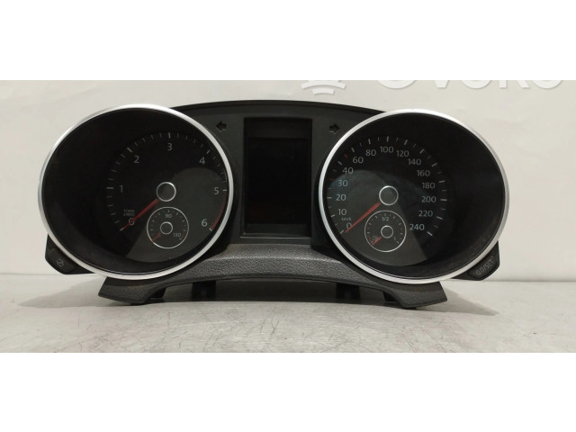 Панель приборов 5K0920861A Volkswagen Golf VI