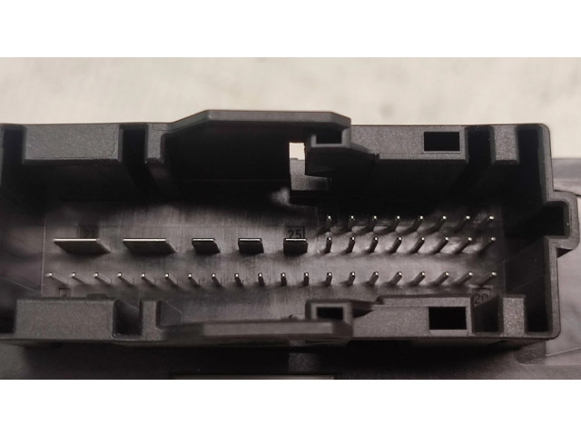 Řídící jednotka 9282118, 8516753 BMW 7 F01 F02 F03 F04 2009