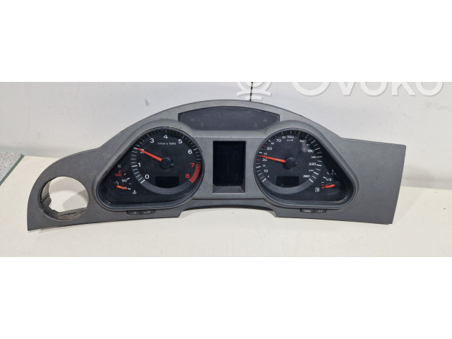 Панель приборов 4F0920900 Audi A6 S6 C6 4F