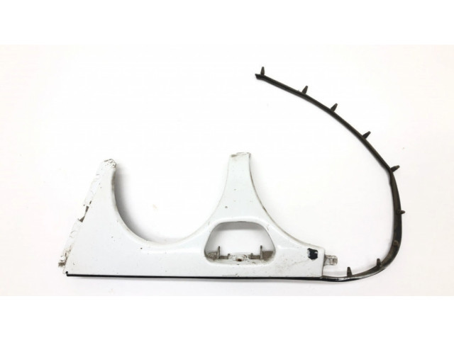 Отделка переднего фонаря