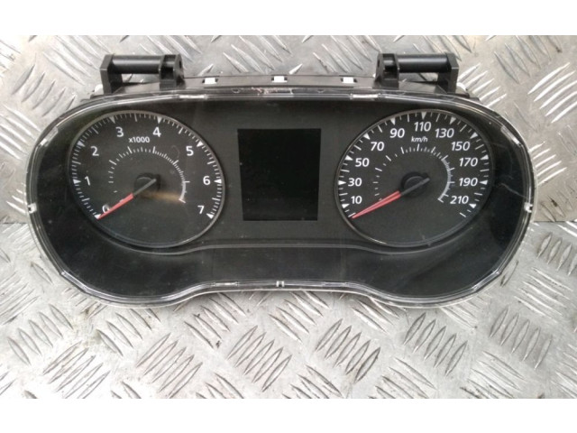 Панель приборов    Dacia Duster II       