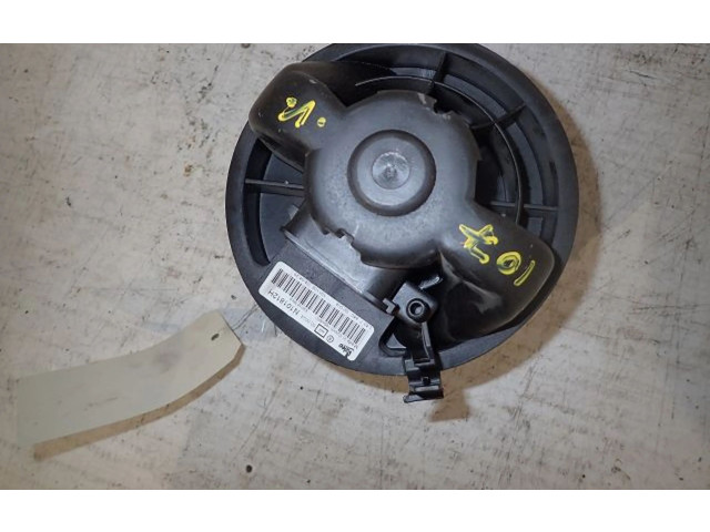 Вентилятор печки       Peugeot 107