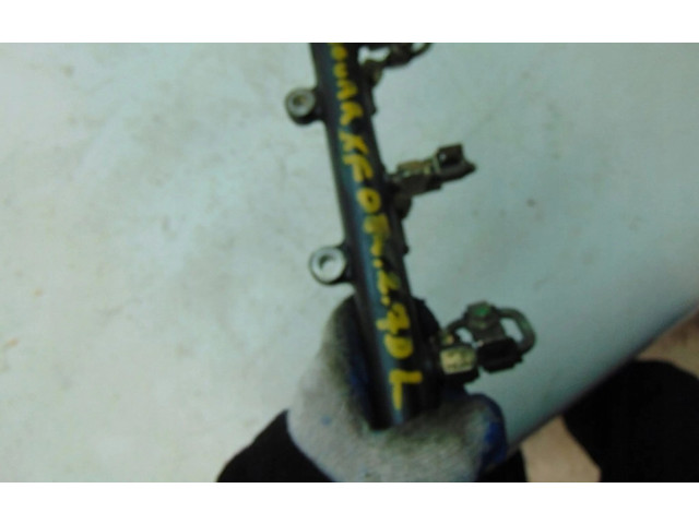 Топливная рампа 4R8Q9D280BC   Jaguar XF X250  