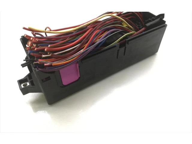 Pojistková skříňka 5J0937615C Seat Toledo IV (NH) 2014