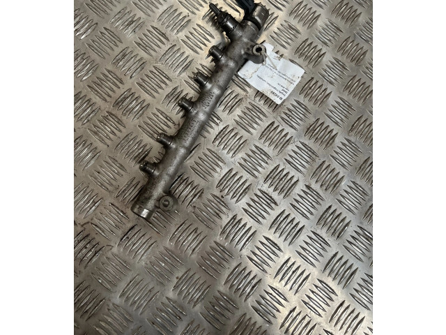 Топливная рампа 31303612   Volvo XC90  