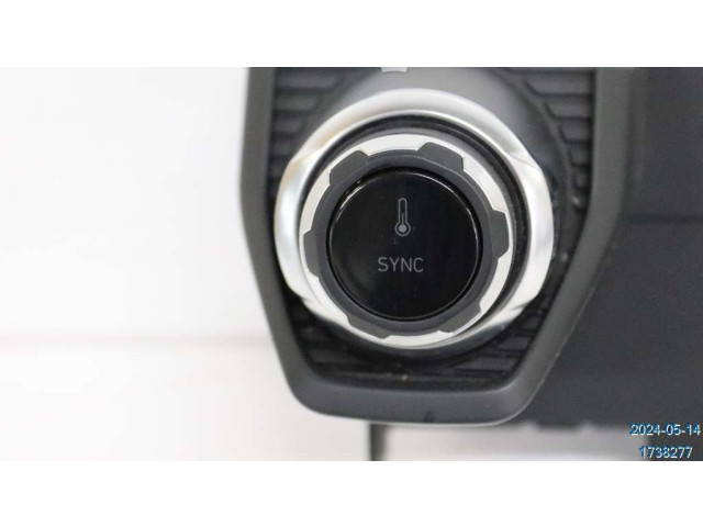 Блок управления кондиционера воздуха / климата/ печки (в салоне) 8890669966 Lynk & co 01