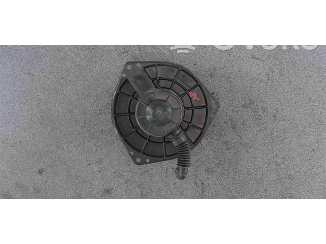 Вентилятор печки Mitsubishi L200