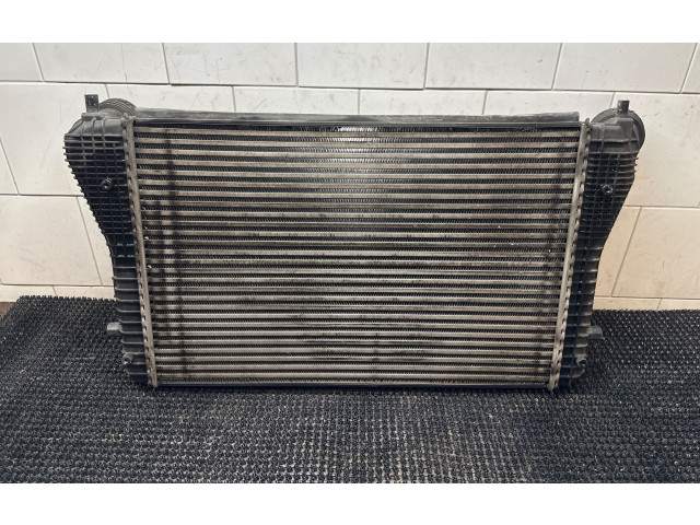 Интеркулер  1K0145803A   Audi TT TTS Mk2 