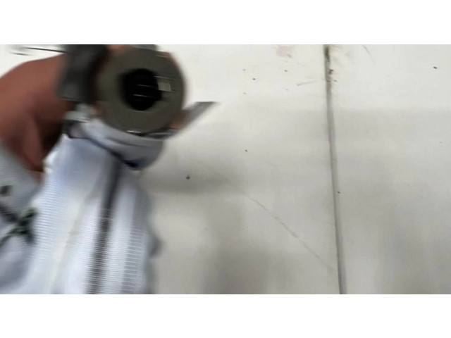 Боковая подушка безопасности Mercedes-Benz EQA