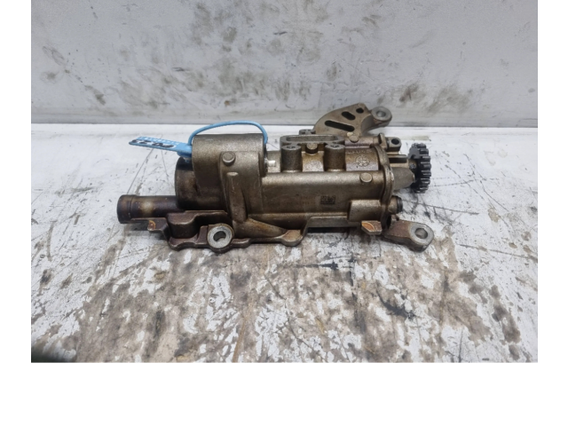 Масляный насос 7638453 BMW 1 F20 F21 1.6