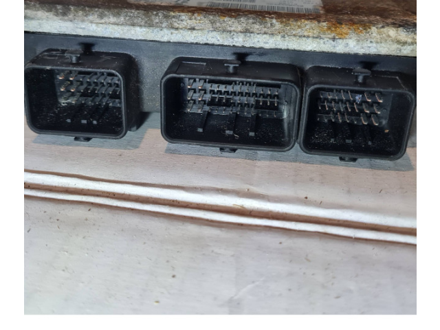 Блок управления двигателя 9661145580, 9646850580   Citroen C8