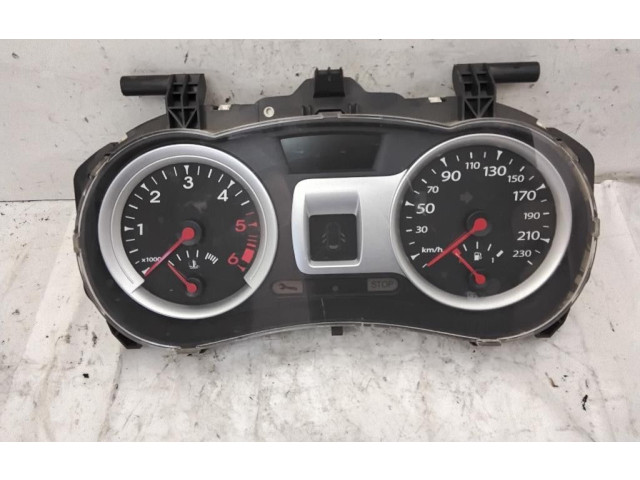 Панель приборов 8201060289, 8201060289   Renault Clio III       