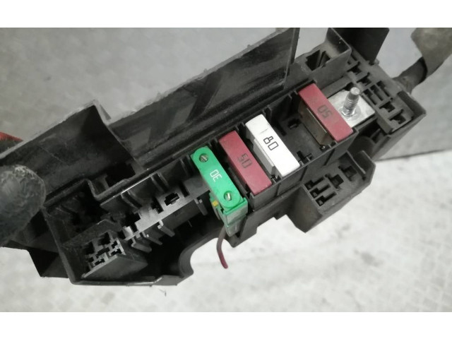 Pojistková skříňka Renault Modus 2008